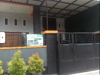 Foto Olive Kost di Jl. MT. Haryono Gg. 3 No.56C, Bago, Kec. Tulungagung, Kabupaten Tulungagung, Jawa Timur 66218